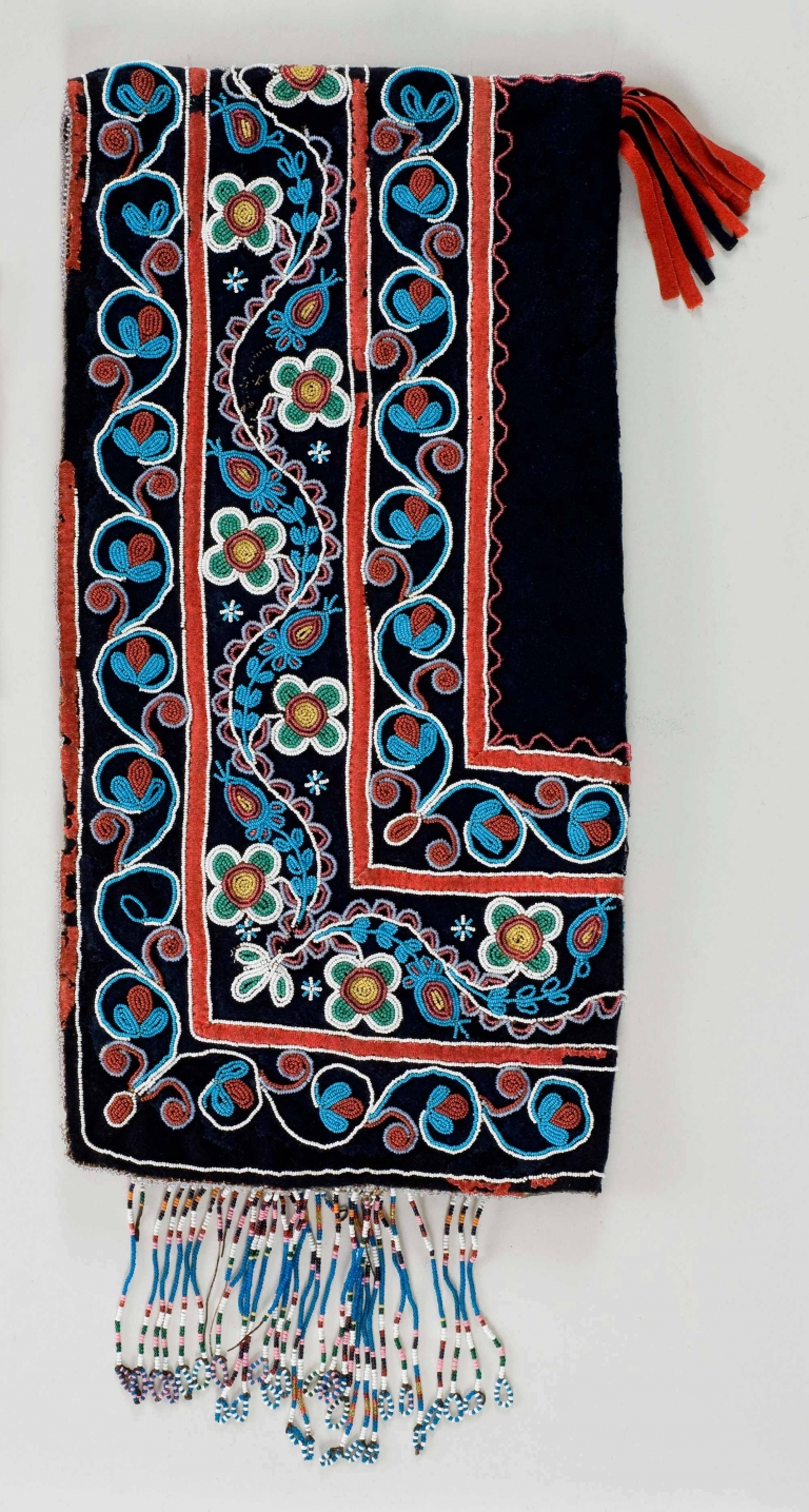 Beaded hood. Wool, cotton, sinew and glass beads, about 1875. First Nation, Algonquian, Eeyou, Bay James Cree  Musée de Lachine collection, RB-1948-L1-22. Restored by Centre de conservation du Québec. 